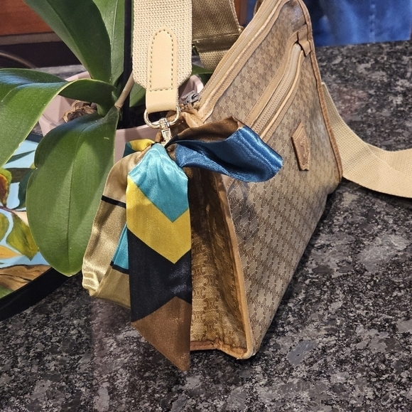 Céline Macadam Monogram Vintage Coated Canvas Clutch with Strap & Twilly Added - Picture 11 of 16